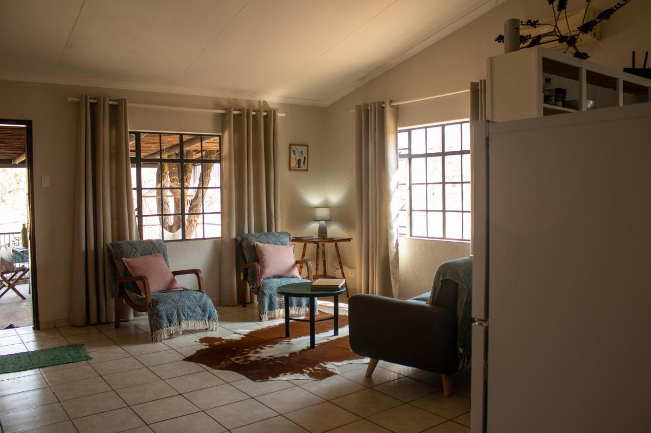 Hello Kruger Hideaway Cottage & Skilpad Studio Марлот-Парк Экстерьер фото