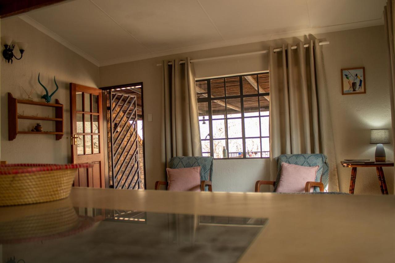 Hello Kruger Hideaway Cottage & Skilpad Studio Марлот-Парк Экстерьер фото